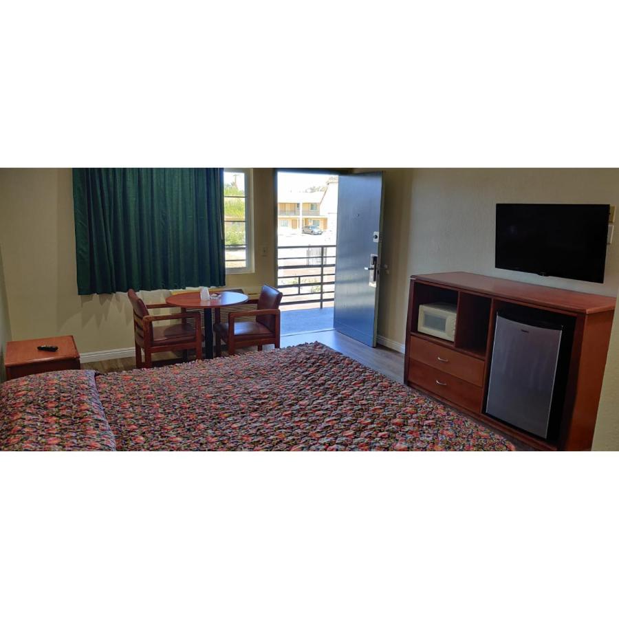 Classic Motel Anaheim Exterior photo
